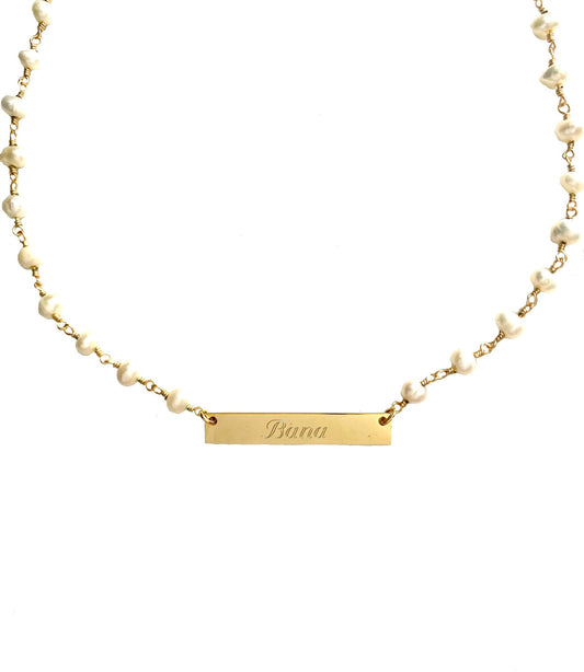 Customizable Gold Pendant Pearl Necklace